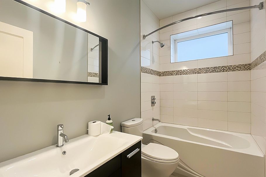 3950 W 37th Avenue Vancouver, BC - 29