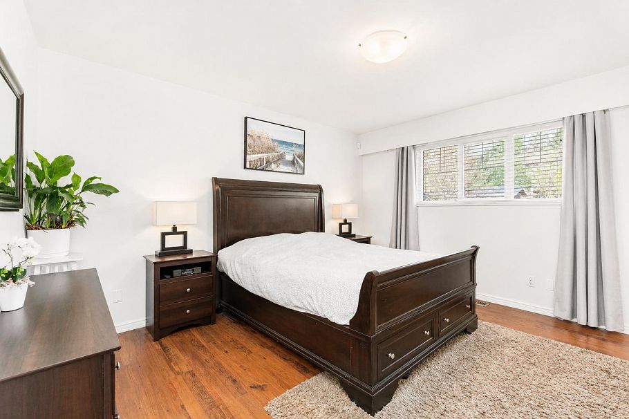 4072 Violet Street North Vancouver, BC - 15