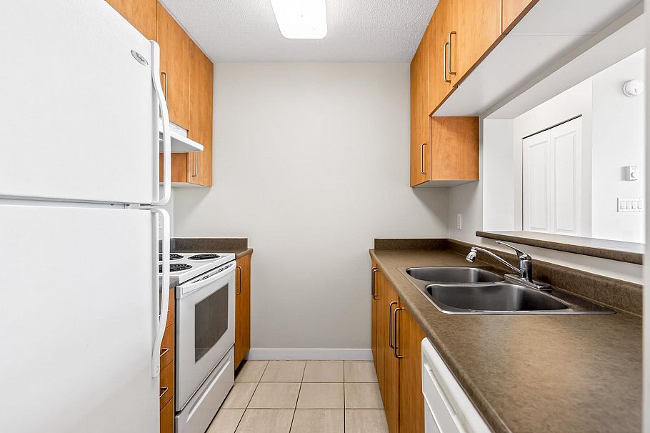 2502 5380 Oben Street Vancouver, BC - 7