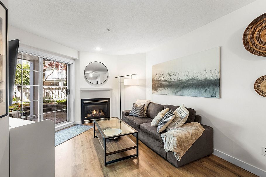 113 147 E 1st Street North Vancouver, BC - 8