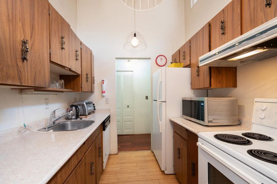 302 2250 Oxford Street Vancouver, BC - 14