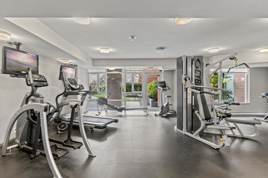 501 2321 Scotia Street Vancouver, BC - 30