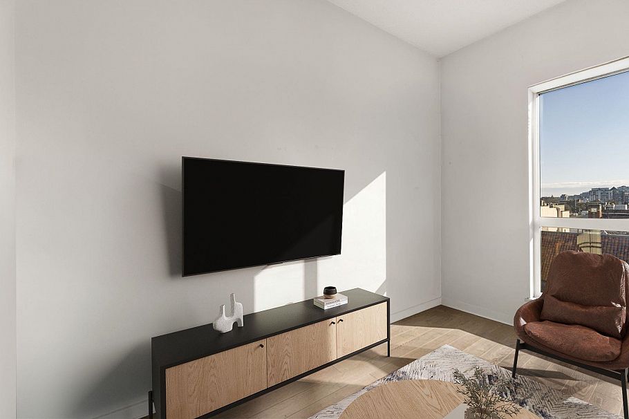 618 138 E Hastings Street Vancouver, BC - 4