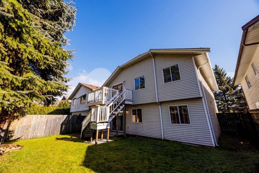 475 Orwell Street North Vancouver, BC - 33