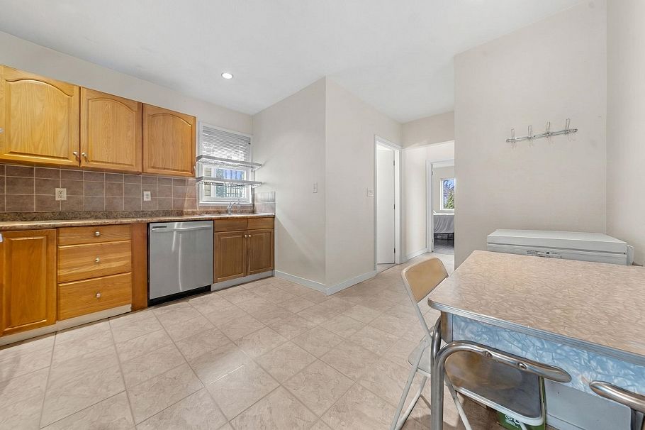 339 E 41st Avenue Vancouver, BC - 16