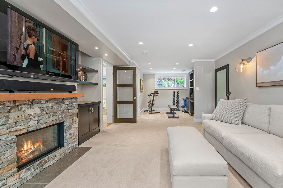 4390 Cheviot Road North Vancouver, BC - 16