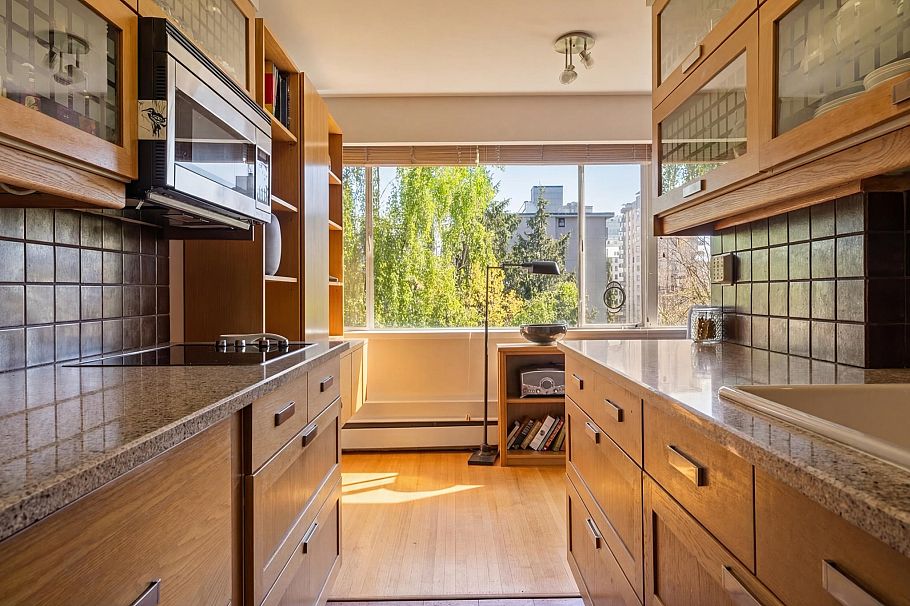 602 1315 Cardero Street Vancouver, BC - 11