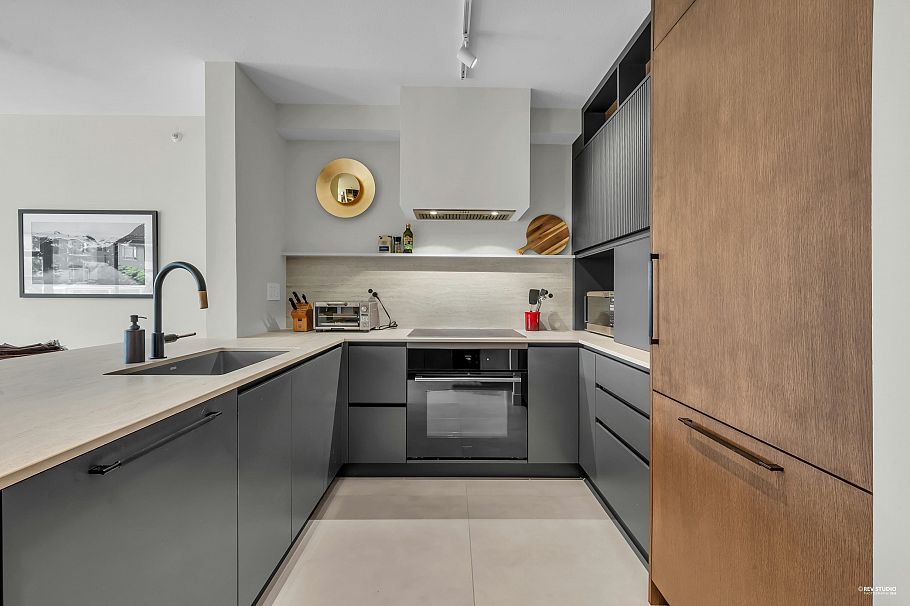 506 2228 Marstrand Avenue Vancouver, BC - 3