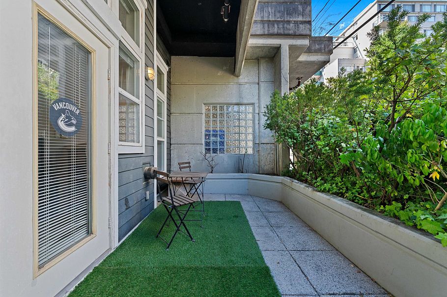 102 2102 W 38th Avenue Vancouver, BC - 25