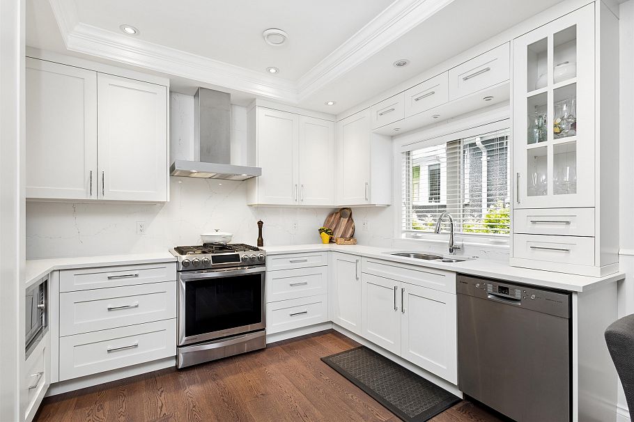 2 158 W 13th Avenue Vancouver, BC - 6