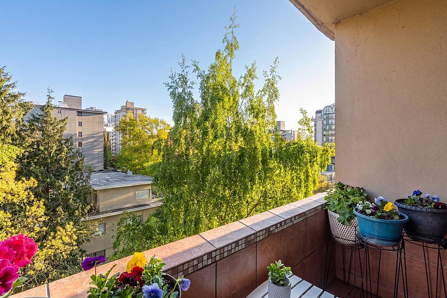 602 1315 Cardero Street Vancouver, BC - 19