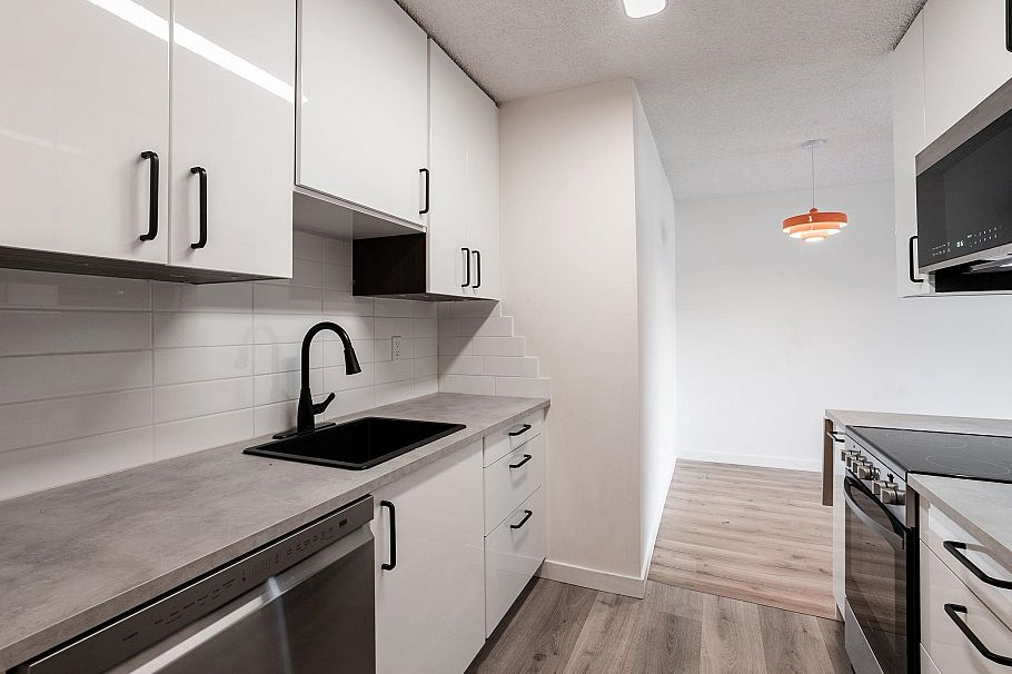 329 710 E 6th Avenue Vancouver, BC - 9