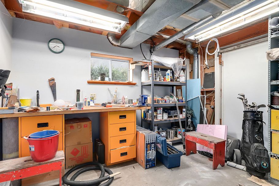 3712 Fir Street Burnaby, BC - 29