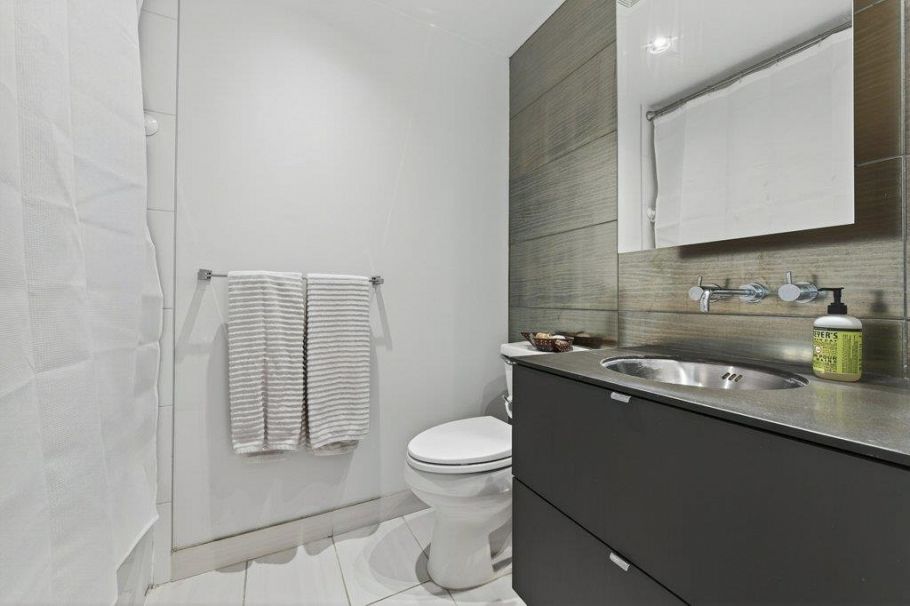 902 1252 Hornby Street Vancouver, BC - 17