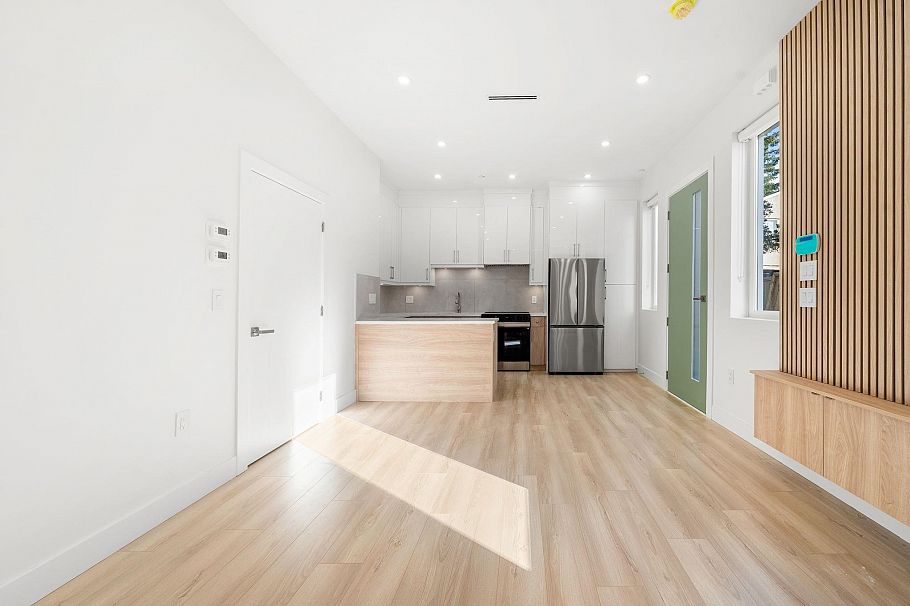 2 3583 Haida Drive Vancouver, BC - 14