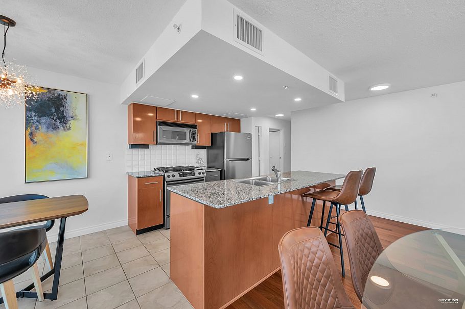 1206 188 E Esplanade North Vancouver, BC - 11