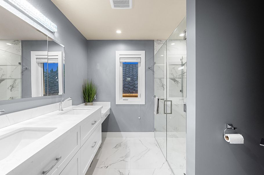 315 E 20th Street North Vancouver, BC - 20