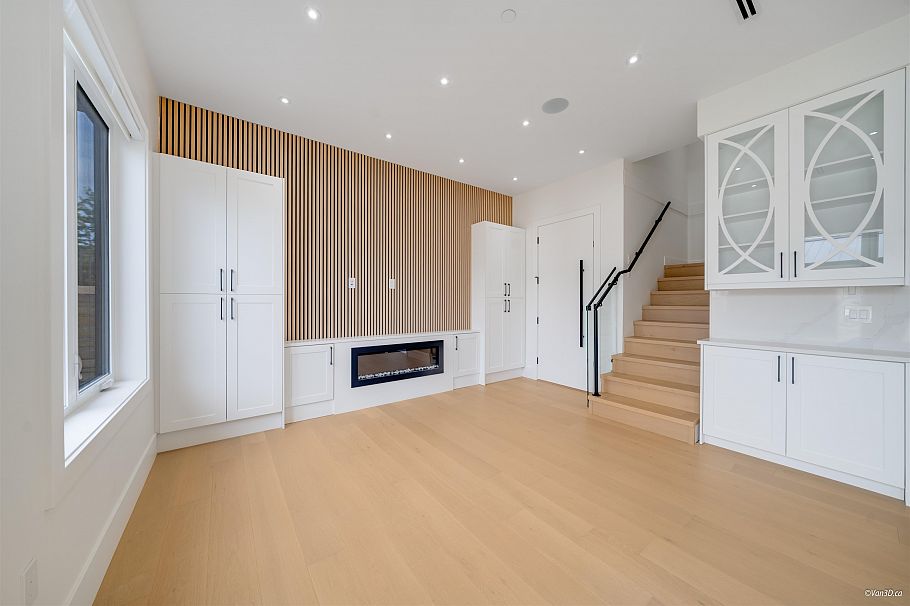 2 4463 Walden Street Vancouver, BC - 14