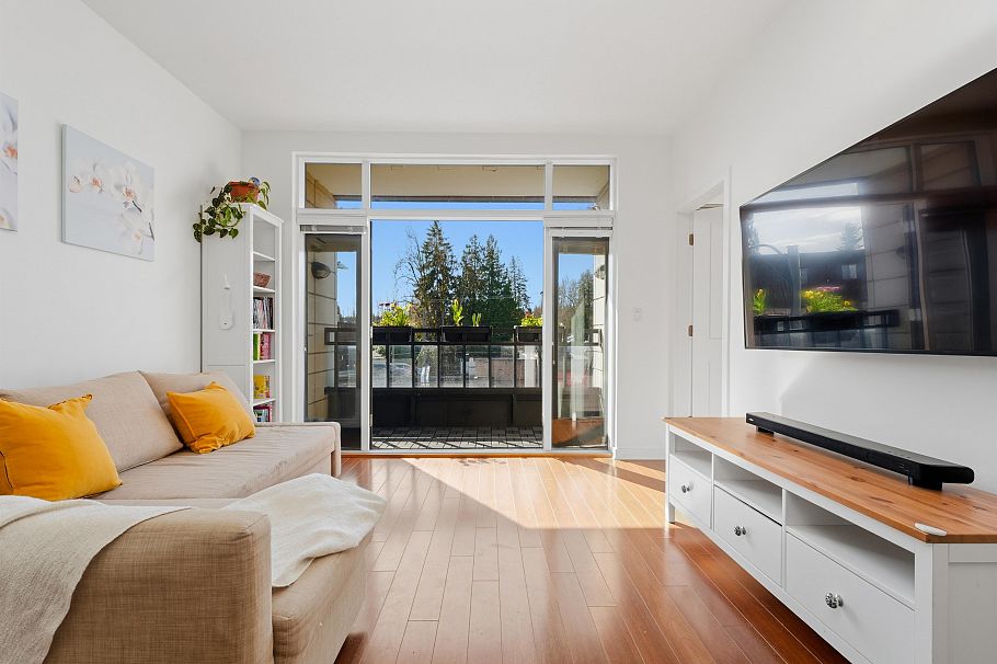 302 4479 W 10th Avenue Vancouver, BC - 3