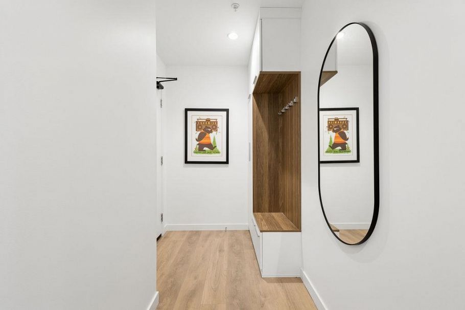 107 715 W 15th Street North Vancouver, BC - 19