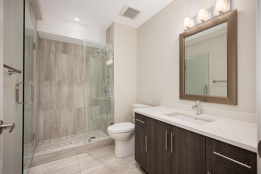 6380 Larkin Drive Vancouver, BC - 36