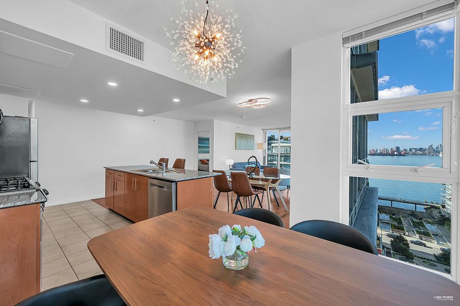 1206 188 E Esplanade North Vancouver, BC - 13