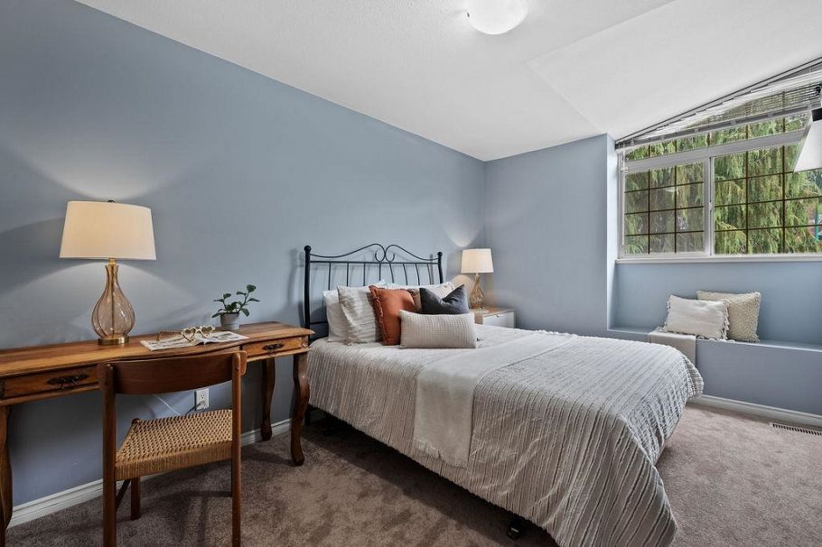 1659 Orkney Place North Vancouver, BC - 28