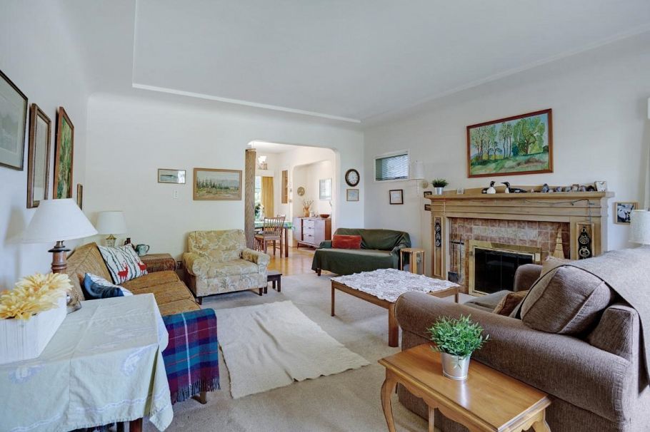 2396 W 18th Avenue Vancouver, BC - 5