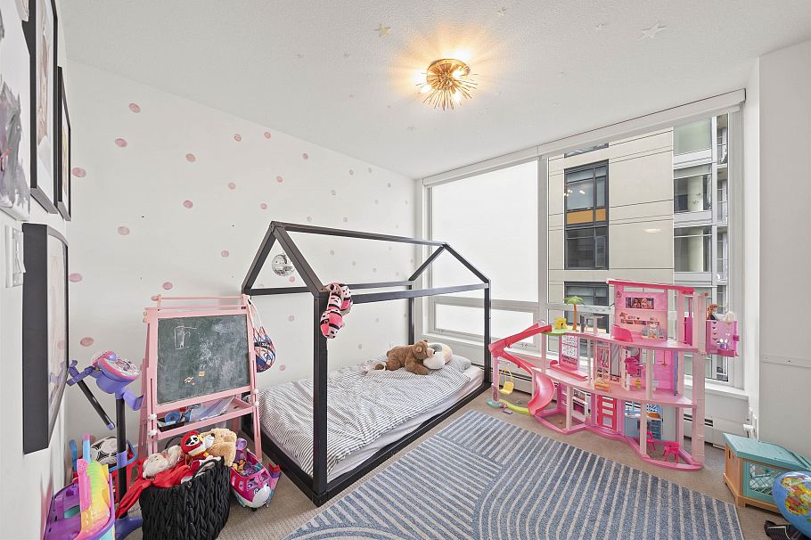 908 1783 Manitoba Street Vancouver, BC - 11