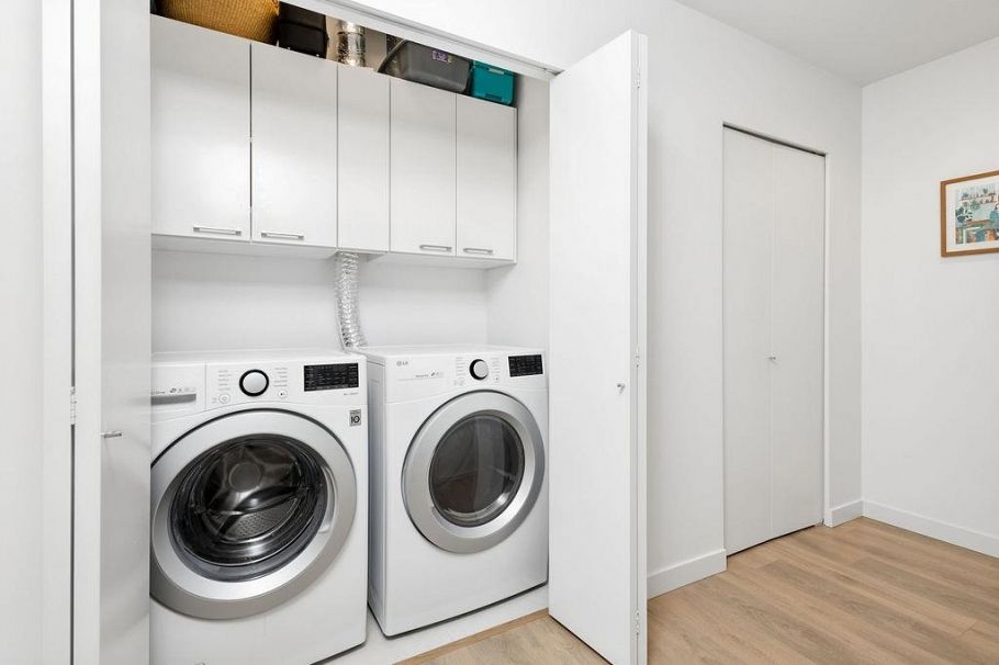 107 715 W 15th Street North Vancouver, BC - 21