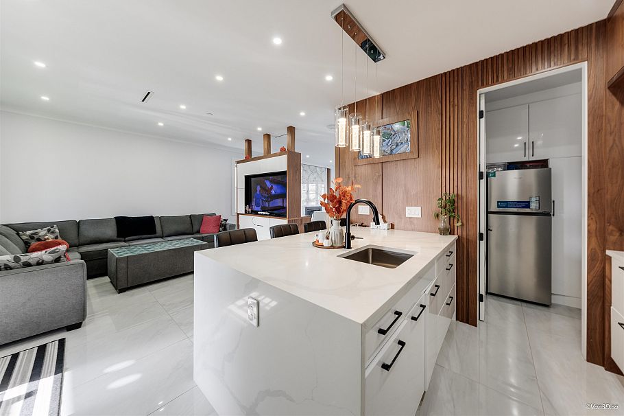 1 926 E 58th Avenue Vancouver, BC - 14