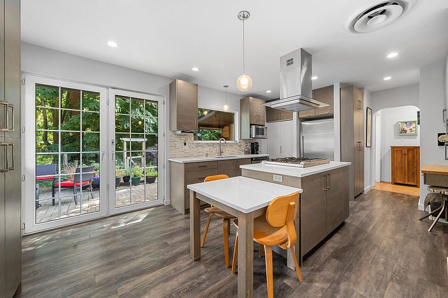 2010 Mackay Avenue North Vancouver, BC - 5