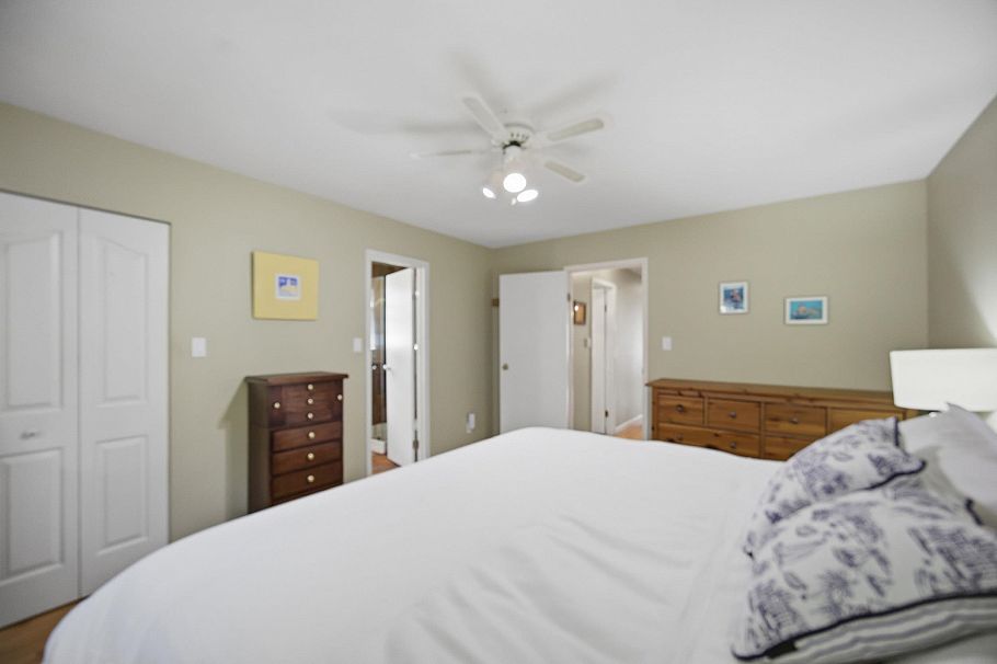 4057 Marine Drive Burnaby, BC - 15