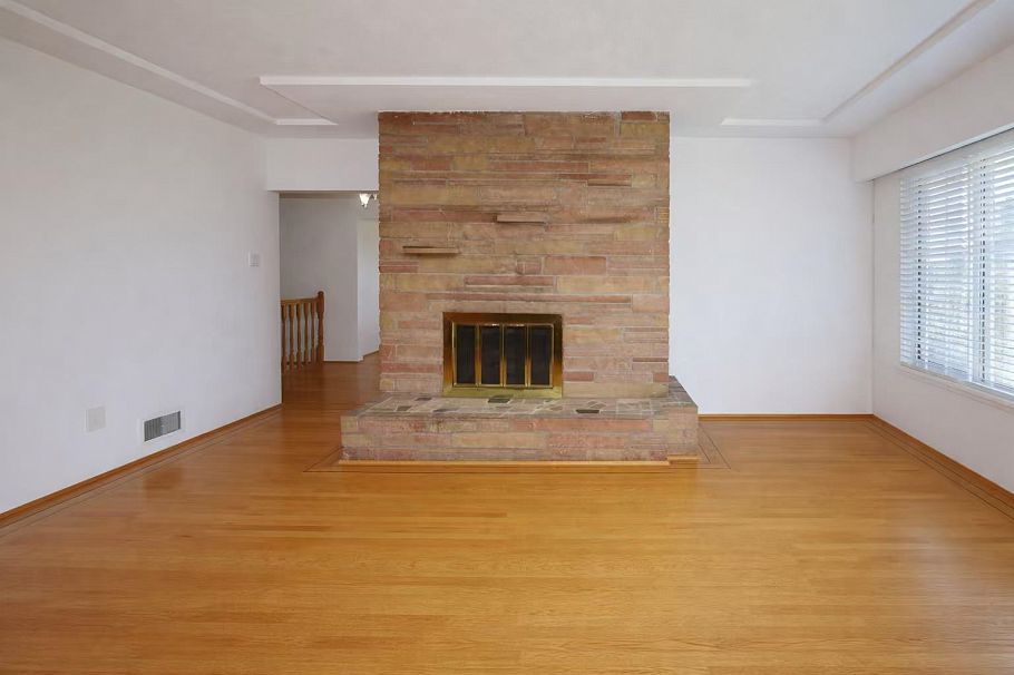 1563 E 59th Avenue Vancouver, BC - 3