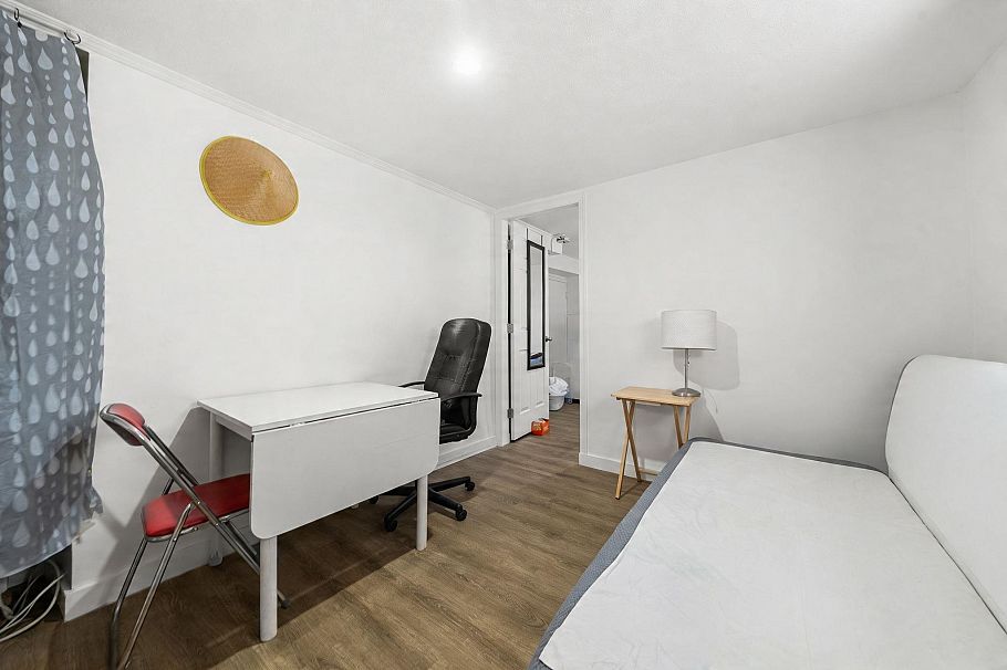 339 E 41st Avenue Vancouver, BC - 35