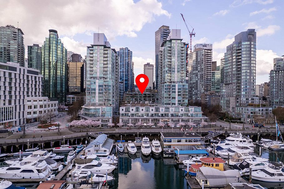 507 1478 W Hastings Street Vancouver, BC - 1