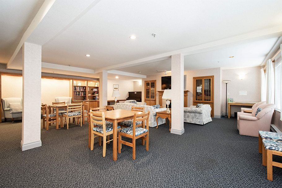 317 2020 Cedar Village Crescent North Vancouver, BC - 33