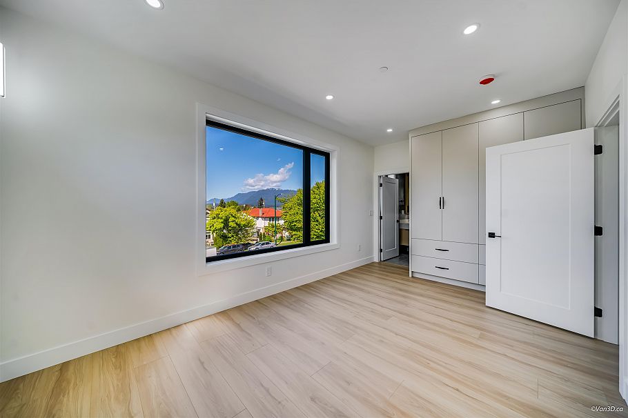 1 2636 Mcgill Street Vancouver, BC - 14