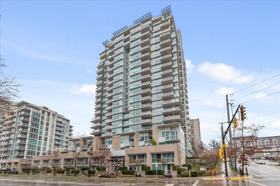 708 188 E Esplanade North Vancouver, BC - 24
