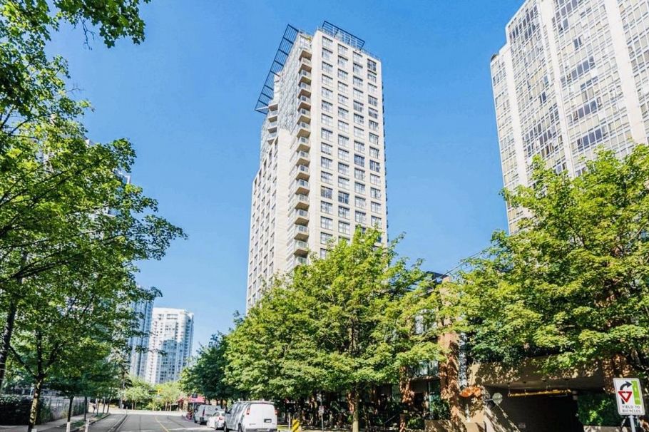 904 989 Beatty Street Vancouver, BC - 1