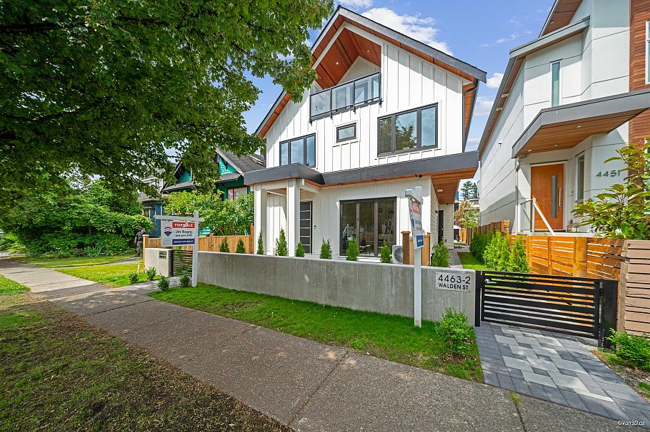 1 4463 Walden Street Vancouver, BC - 35