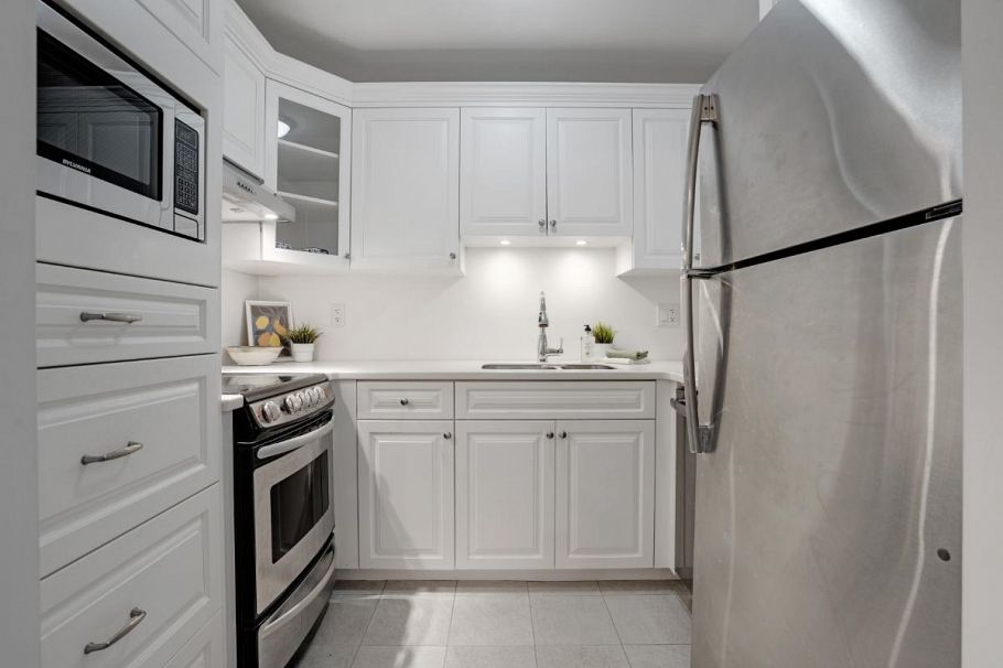 109 3875 W 4th Avenue Vancouver, BC - 10