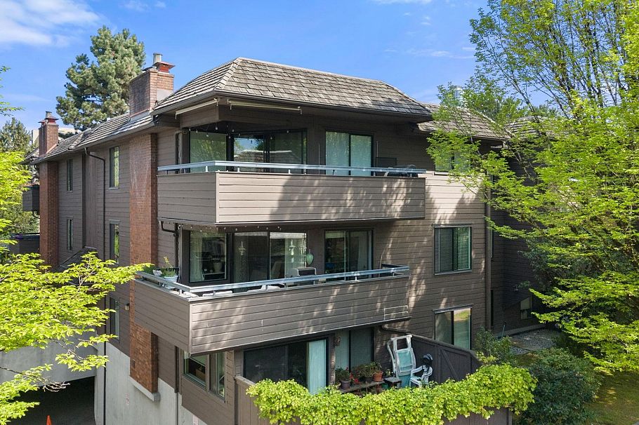 209 1720 W 12th Avenue Vancouver, BC - 1