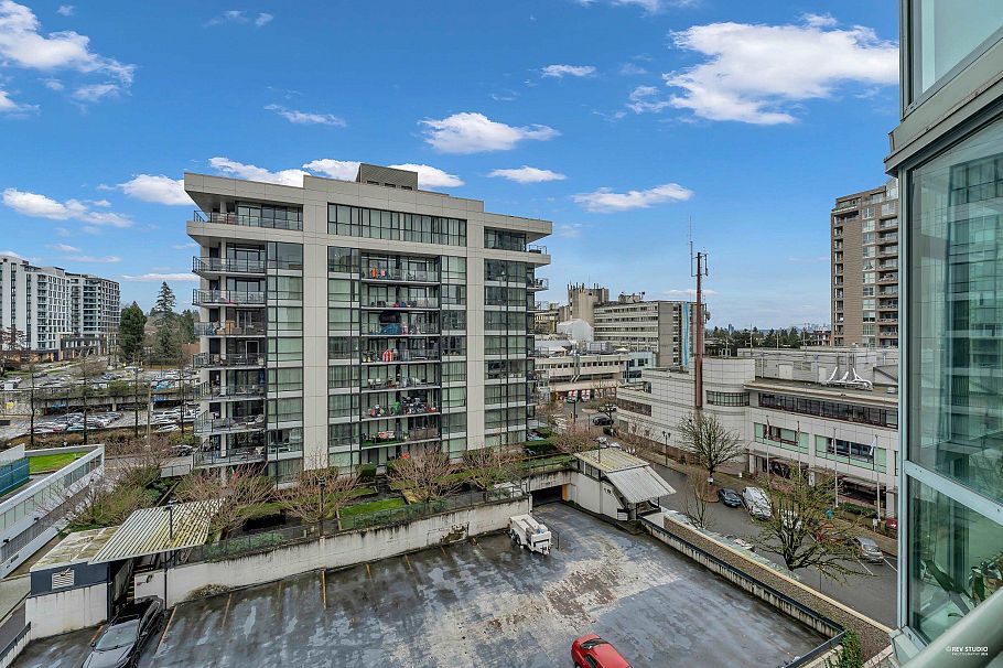 801 140 E 14 Street North Vancouver, BC - 38