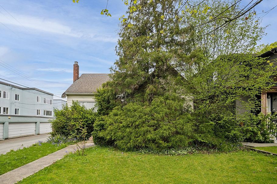 481 West 21st Avenue Vancouver, BC - 12