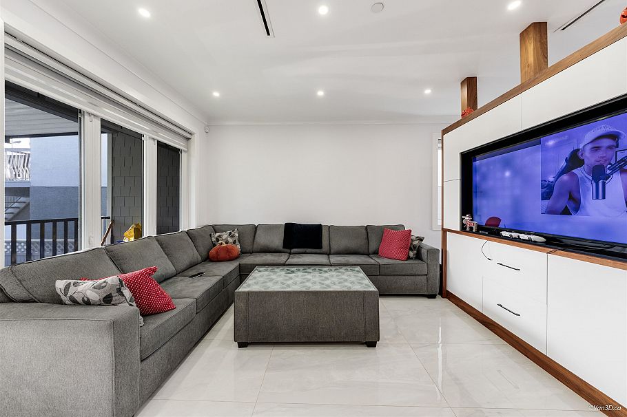 1 926 E 58th Avenue Vancouver, BC - 6