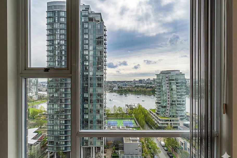 1802 455 Beach Crescent Vancouver, BC - 18