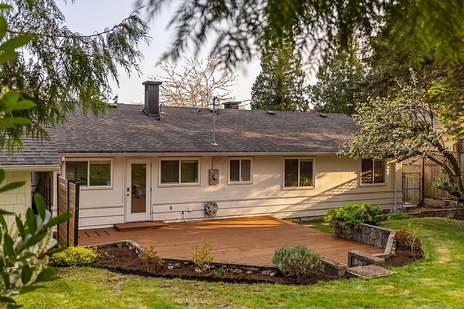 744 Kilkeel Place North Vancouver, BC - 21