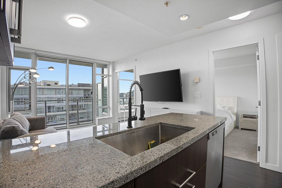 1405 168 W 1st Avenue Vancouver, BC - 13