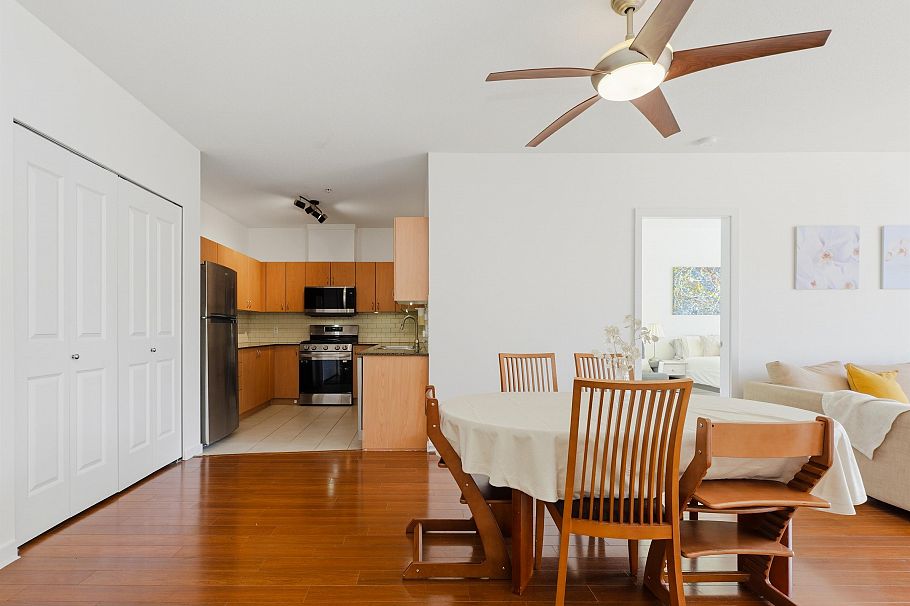 302 4479 W 10th Avenue Vancouver, BC - 9